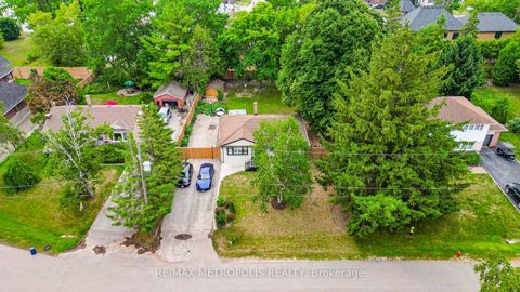 Photo 3 at 23 Hawman Avenue, Nobleton, King