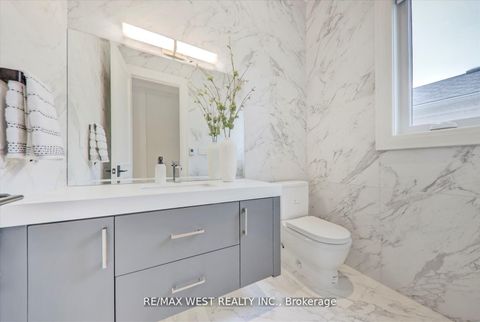 Photo 10 at 232 Ellerslie Avenue, Willowdale West, Toronto