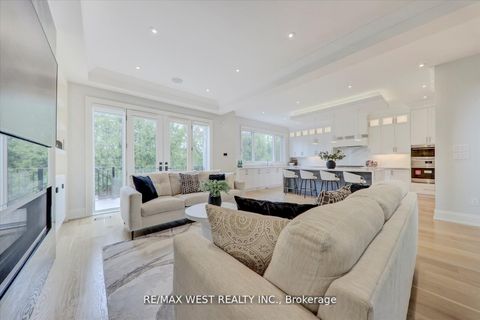 Photo 15 at 232 Ellerslie Avenue, Willowdale West, Toronto