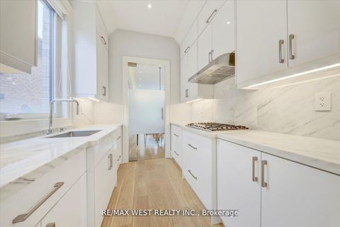 Photo 20 at 232 Ellerslie Avenue, Willowdale West, Toronto