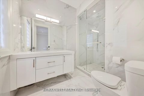 Photo 33 at 232 Ellerslie Avenue, Willowdale West, Toronto
