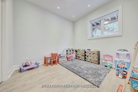 Photo 40 at 232 Ellerslie Avenue, Willowdale West, Toronto