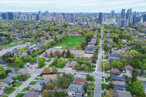 Photo 49 at 232 Ellerslie Avenue, Willowdale West, Toronto
