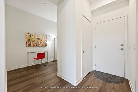 Photo 5 at 314 - 10 Deerlick Court, Donalda, Toronto