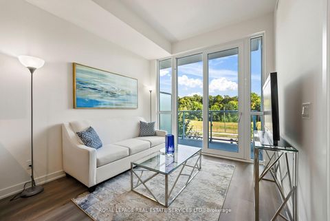 Photo 11 at 314 - 10 Deerlick Court, Donalda, Toronto