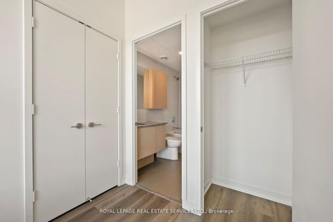 Photo 16 at 314 - 10 Deerlick Court, Donalda, Toronto