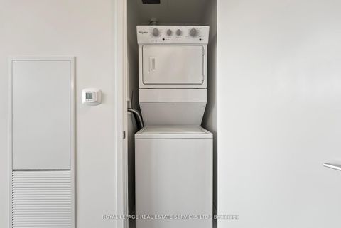 Photo 18 at 314 - 10 Deerlick Court, Donalda, Toronto