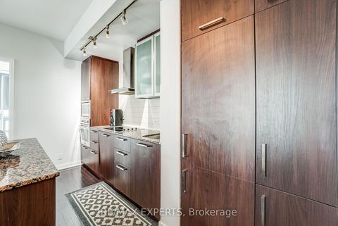 Photo 8 at 3803 - 14 York Street, Waterfront Communities C1, Toronto