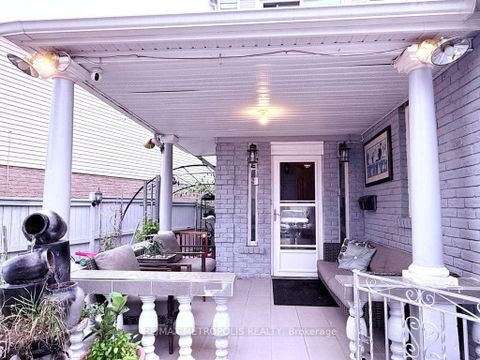 Photo 1 at 4 Shepmore Terrace, Malvern, Toronto