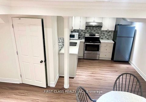 Photo 7 at 9 Wiley Avenue, Westbrook, Richmond Hill