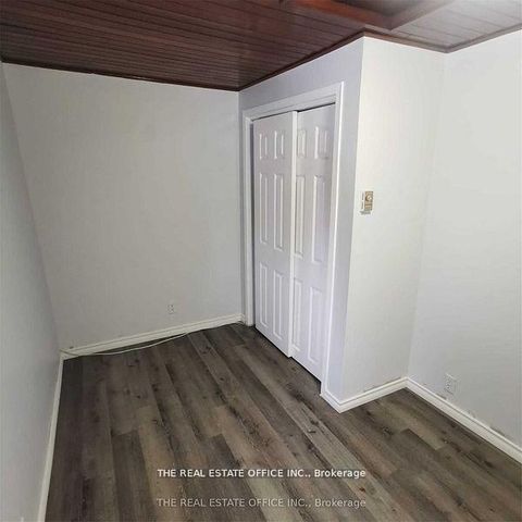 Photo 4 at 1274 Killarney Beach Road, Lefroy, Innisfil Photo 4 at 1274 Killarney Beach Road, Lefroy, Innisfil