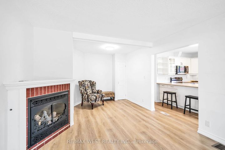 Photo 7 at 12 Athabasca Street, Donevan, Oshawa