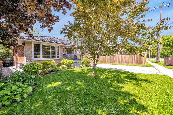 Photo 35 at 12 Athabasca Street, Donevan, Oshawa