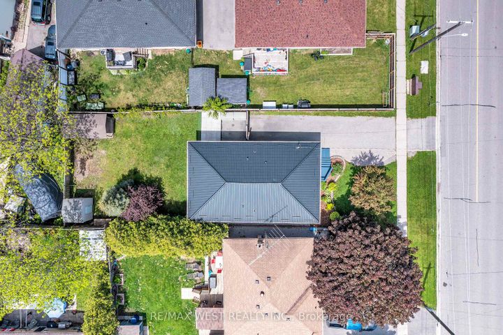 Photo 42 at 12 Athabasca Street, Donevan, Oshawa