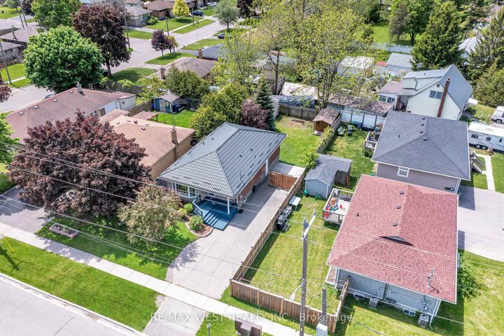 Photo 43 at 12 Athabasca Street, Donevan, Oshawa