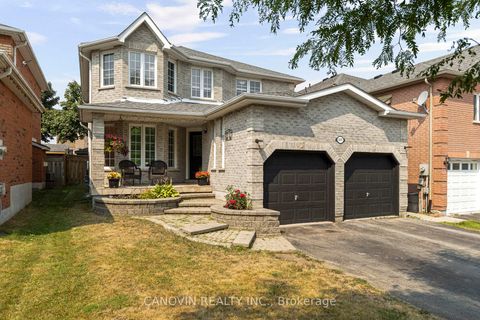 Photo 1 at 117 Violet Street, Holly, Barrie Photo 1 at 117 Violet Street, Holly, Barrie