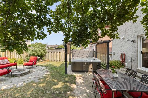 Photo 8 at 117 Violet Street, Holly, Barrie