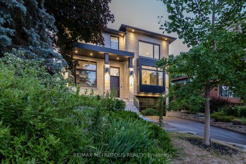 Photo 2 at 12 Bearwood Drive, Humber Valley, Toronto