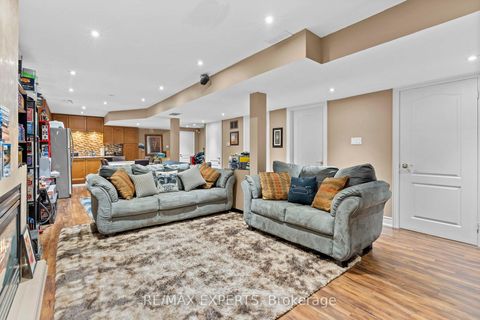 Photo 42 at 43 Water Garden Lane, Sonoma Heights, Vaughan
