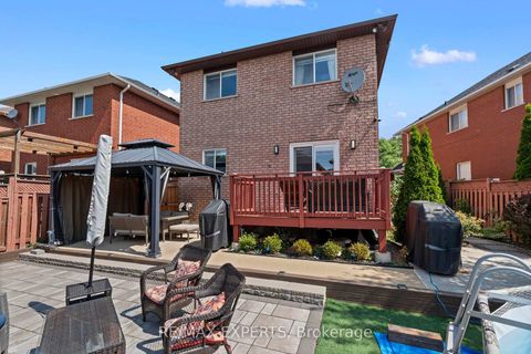 Photo 46 at 43 Water Garden Lane, Sonoma Heights, Vaughan