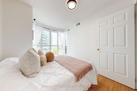 Photo 27 at 1211 - 7 Lorraine Drive, Willowdale West, Toronto