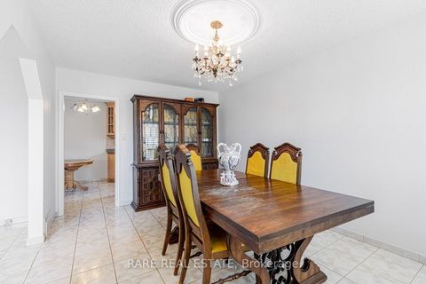 Photo 4 at 97 Tavistock Road, CFB, Toronto