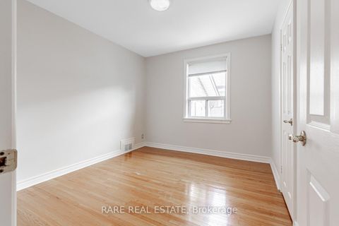 Photo 13 at 97 Tavistock Road, CFB, Toronto