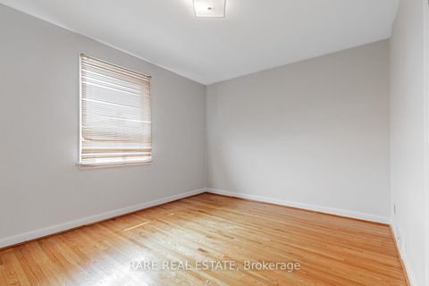 Photo 16 at 97 Tavistock Road, CFB, Toronto