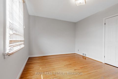 Photo 17 at 97 Tavistock Road, CFB, Toronto