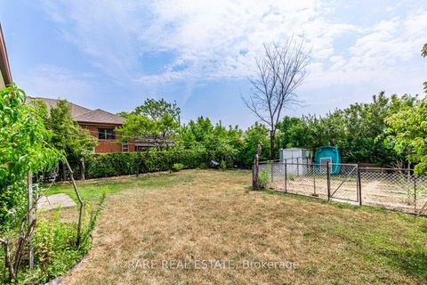 Photo 30 at 97 Tavistock Road, CFB, Toronto