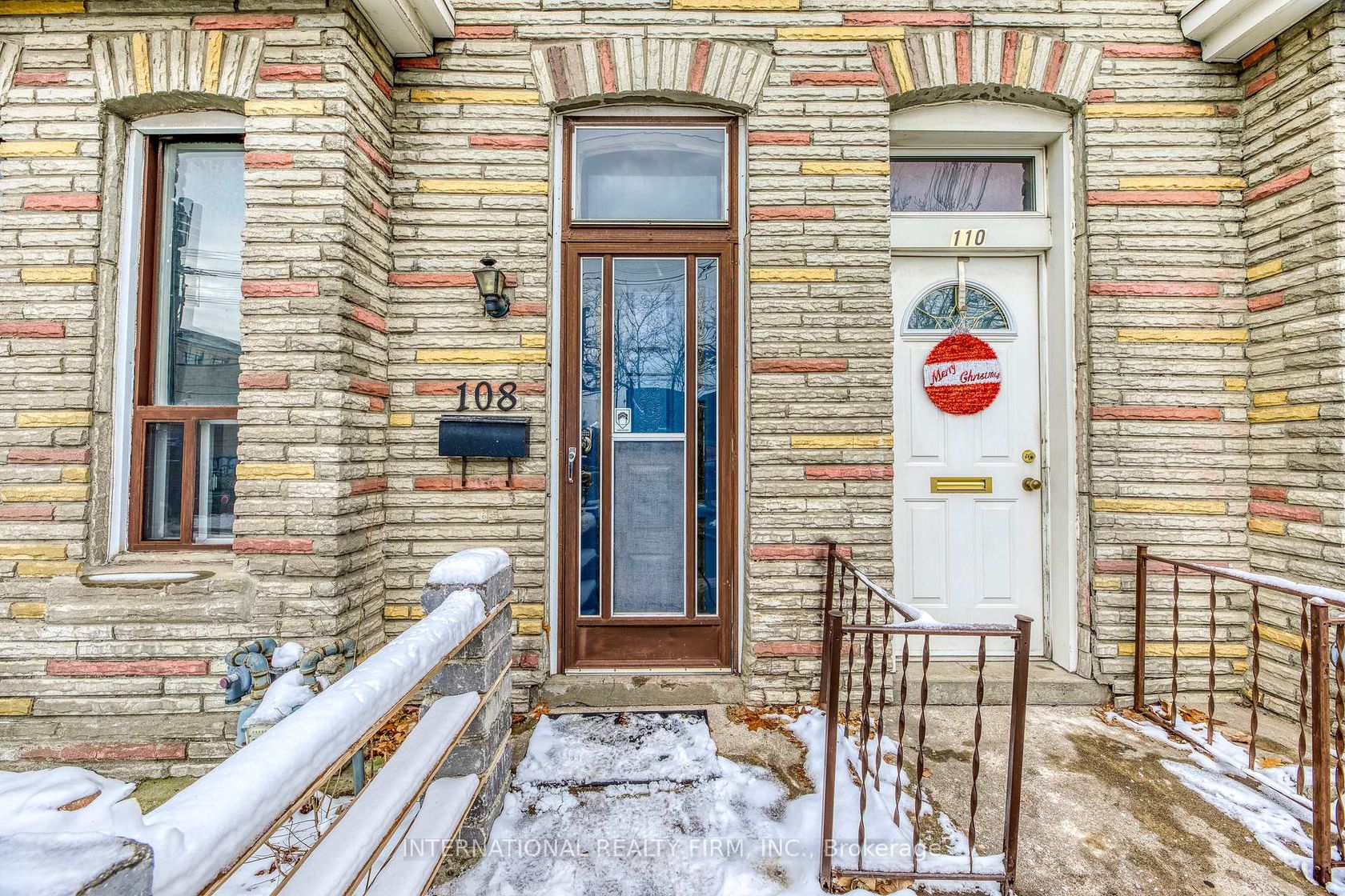 108 Shaw Street, Bellwoods, Toronto 