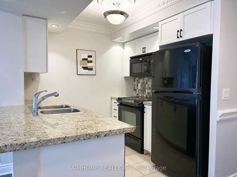 Photo 4 at 722 - 500 Doris Avenue, Willowdale East, Toronto