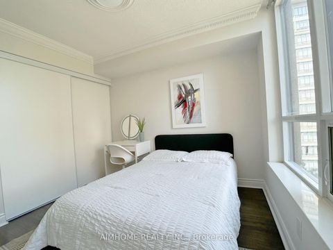 Photo 9 at 722 - 500 Doris Avenue, Willowdale East, Toronto