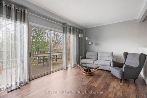 Photo 12 at 785 Pam Crescent, Leslie Valley, Newmarket
