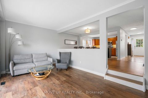 Photo 13 at 785 Pam Crescent, Leslie Valley, Newmarket