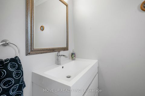 Photo 15 at 785 Pam Crescent, Leslie Valley, Newmarket