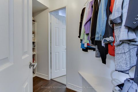 Photo 21 at 301 - 40 Harding Boulevard W, Harding, Richmond Hill