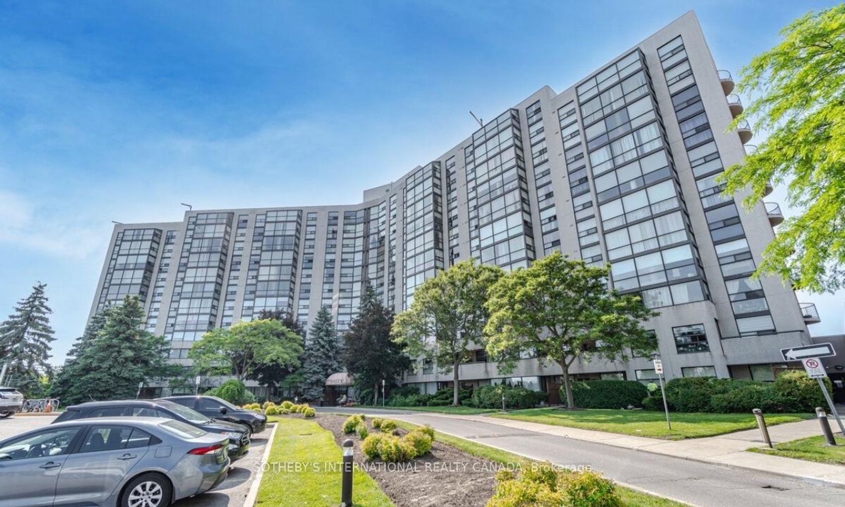 301 - 40 Harding Boulevard W, Harding, Richmond Hill 