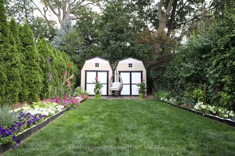 Photo 4 at 291 St Clair Avenue E, Moore Park, Toronto