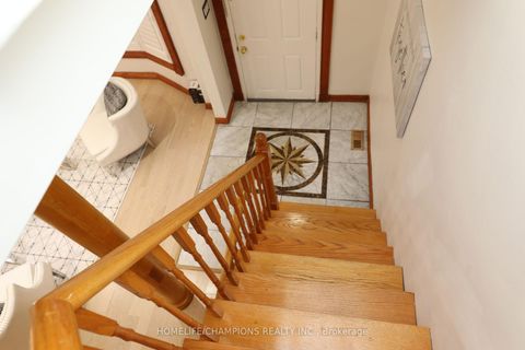 Photo 14 at 291 St Clair Avenue E, Moore Park, Toronto