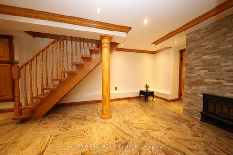 Photo 22 at 291 St Clair Avenue E, Moore Park, Toronto