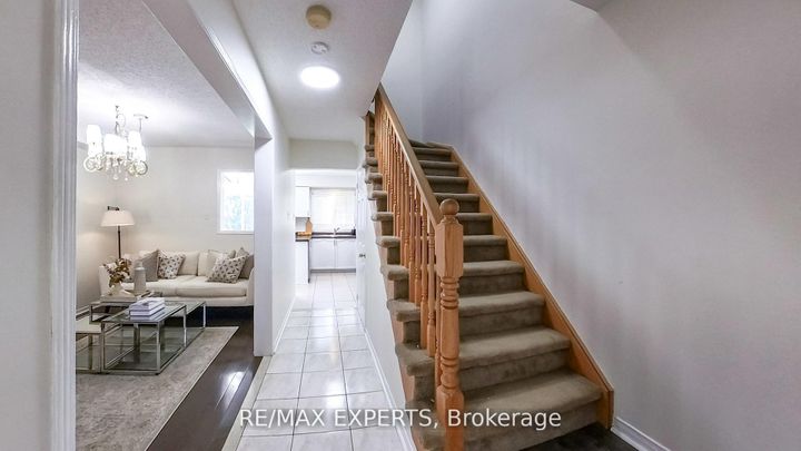 Photo 7 at 3211 Coralbean Place, Lisgar, Mississauga