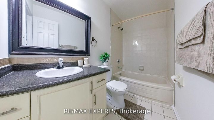 Photo 23 at 3211 Coralbean Place, Lisgar, Mississauga
