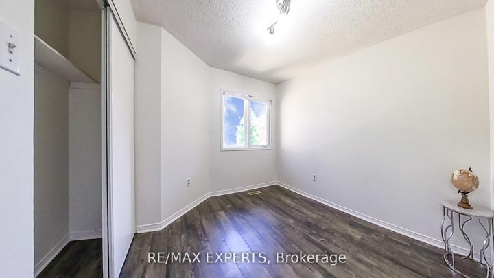 Photo 25 at 3211 Coralbean Place, Lisgar, Mississauga