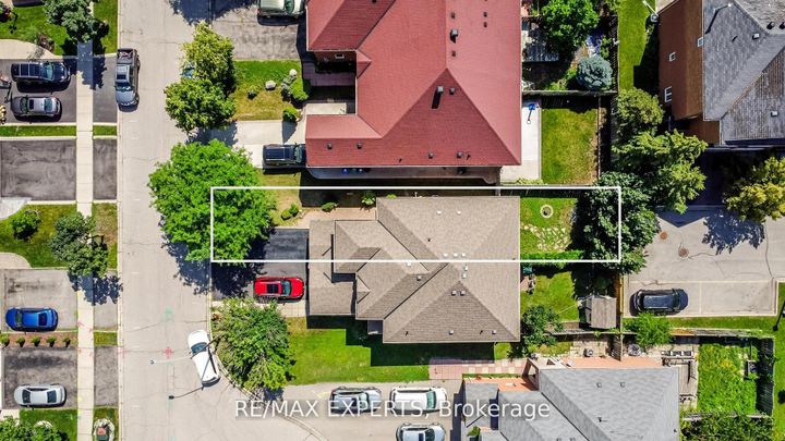 Photo 38 at 3211 Coralbean Place, Lisgar, Mississauga