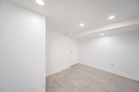 Photo 18 at 1 Datchet Road, CFB, Toronto