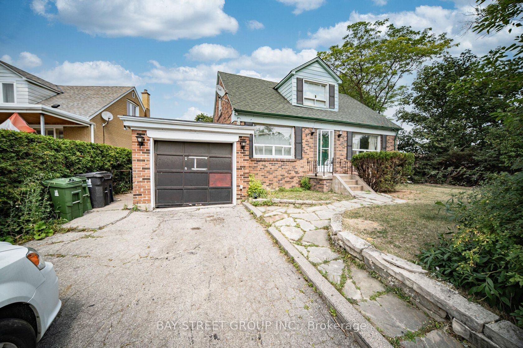 1 Datchet Road, CFB, Toronto 