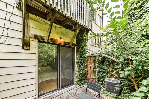 Photo 8 at 269 Ontario Street, Moss Park, Toronto
