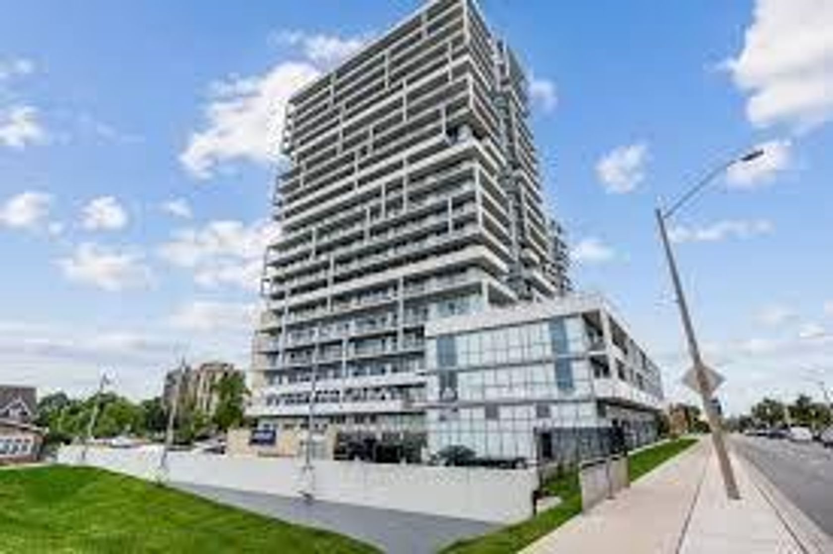 503 - 55 Speers Road, QE Queen Elizabeth, Oakville 