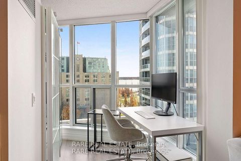 Photo 6 at 911 - 8 York Street, Waterfront Communities C1, Toronto